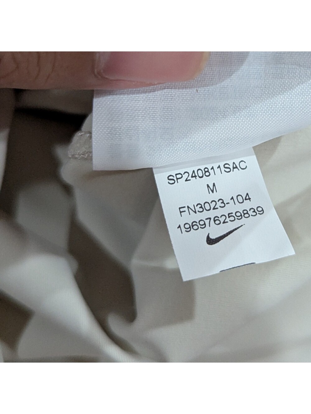 Nike Zenvy Women's Dri-FIT Long Sleeve Top Light Orewood S(Asia M) FN3023-104 - Picture 7 of 7